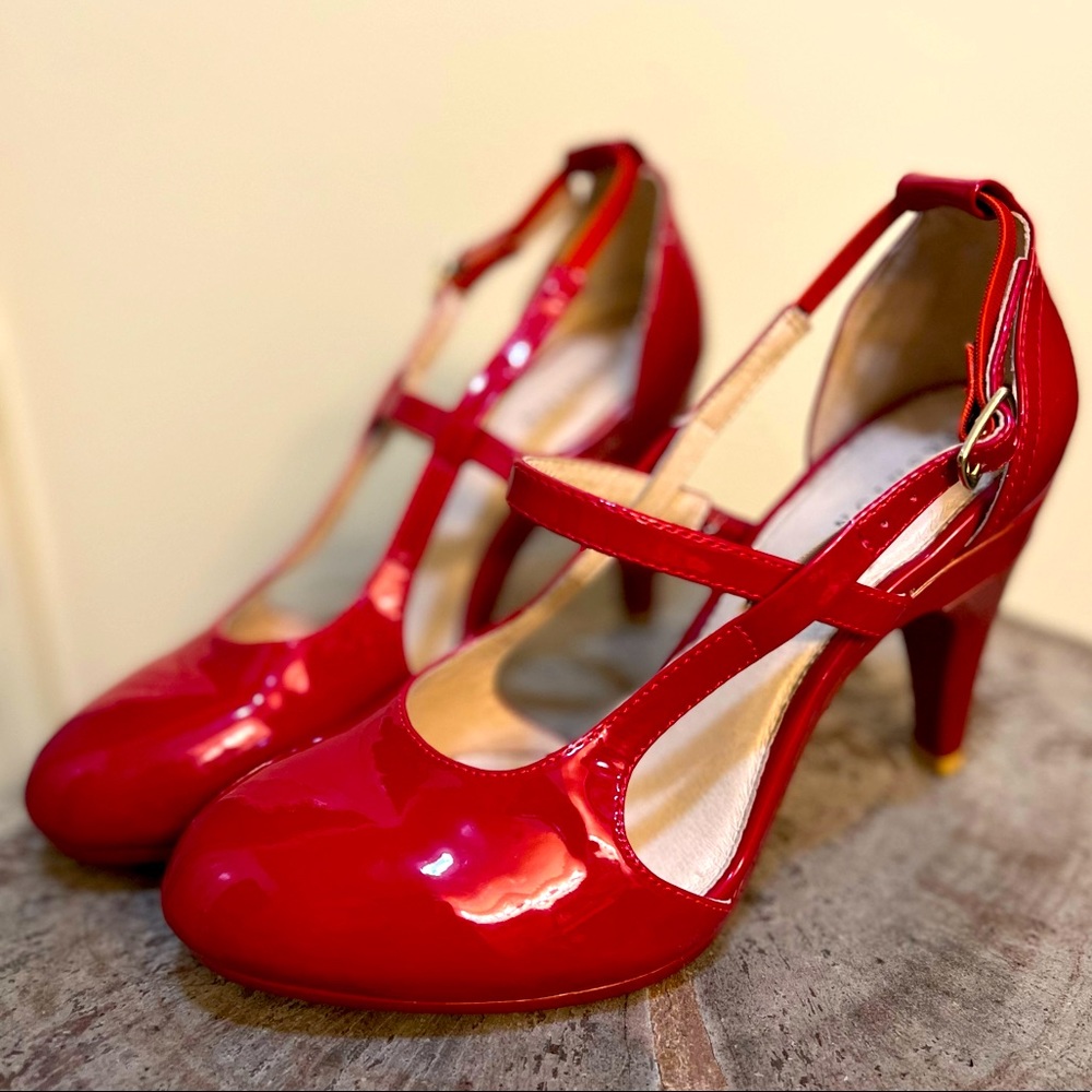 Pashion Red Heels Transform to Flats 7M